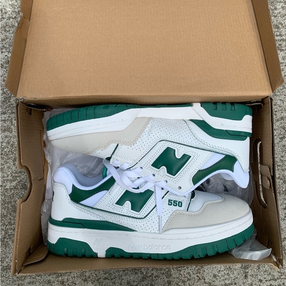 New Balance 550 White Green- Brand New - Picture 1 of 6